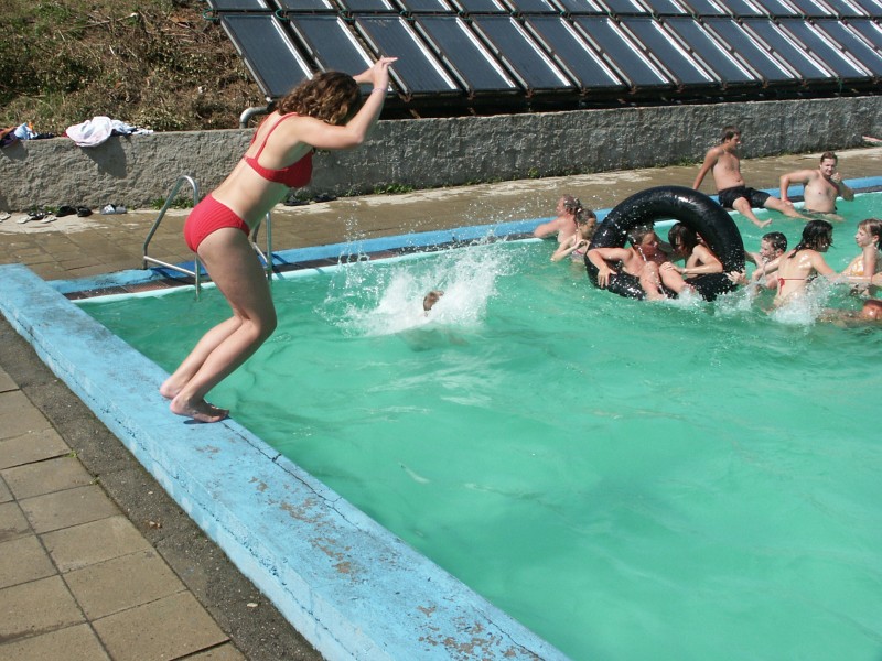 mb050729055.jpg